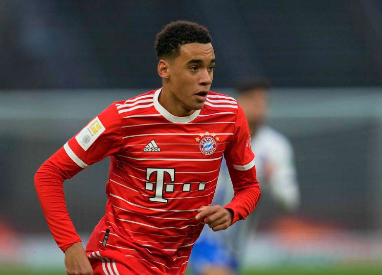 拉姆专栏深度剖析：凯恩引领拜仁，穆西亚拉回归成新变量