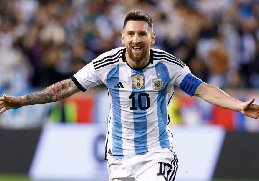 丘库埃泽访谈：谈梅西、比利亚雷亚尔及巴萨皇马风格对比