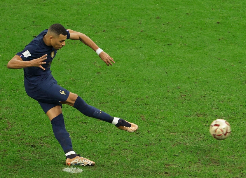 皇马西超杯征程：姆巴佩决赛复出尚存希望