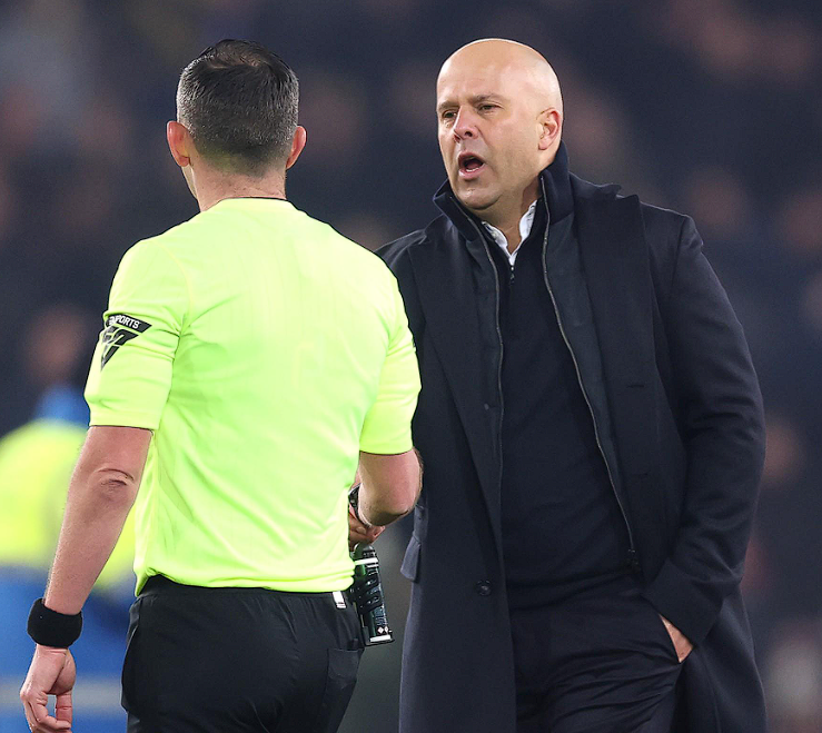  欧冠大捷难掩联赛隐忧，斯洛特帅位风雨飘摇