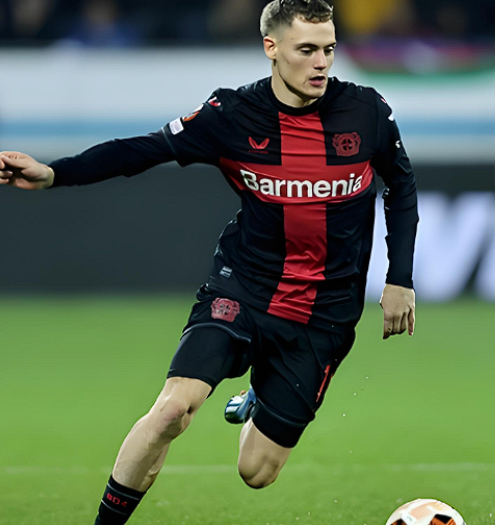 利物浦新援齐聚《红军圆桌会》，畅谈安菲尔德生涯新篇章