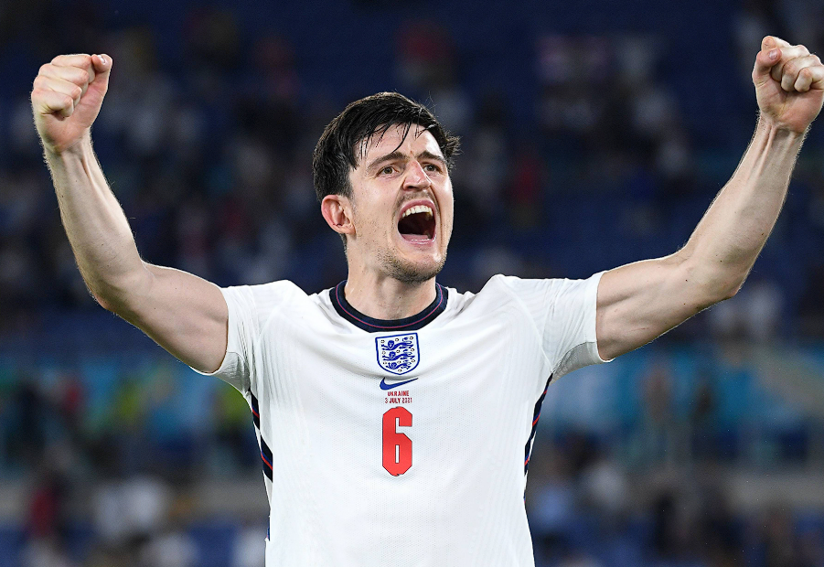 国际比赛日英格兰名单解析：马奎尔与斯通斯的不同境遇